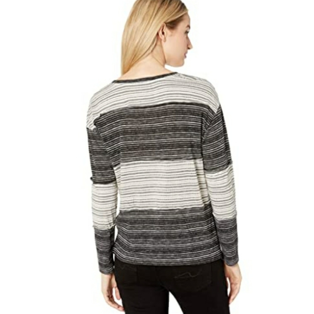 VINCE CAMUTO COLORBLOCK STRIPE TOP - Picture 2 of 2